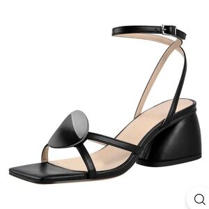 ONLY MAKER SQUARE TOE SANDAL WITH SCULPTURAL FRONT DETAIL & CHUNKY HEEL